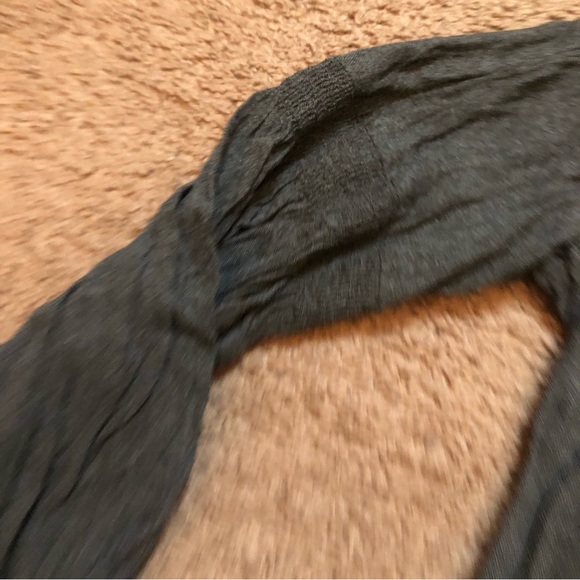 Loft Womans Top SP Grey Rayon Solid 3/4 Sleeve V-neck Balloon Sleeve India - Picture 5 of 7